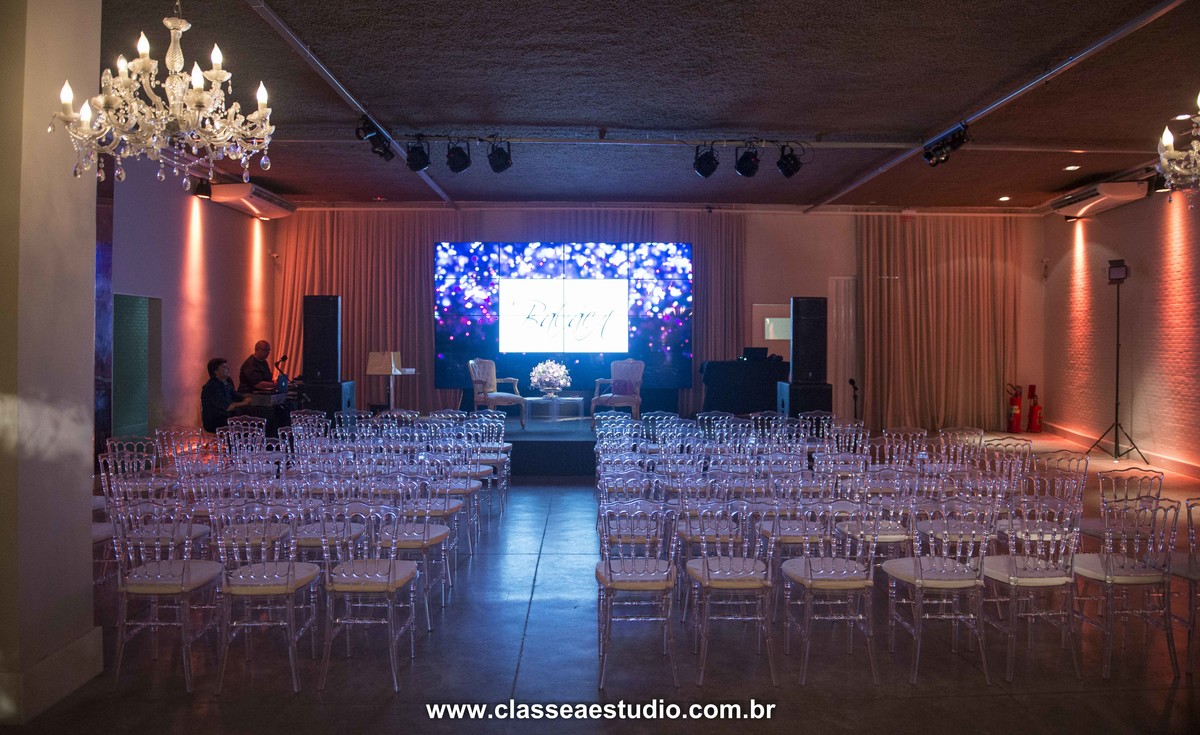 Palestra de casamento no buffet La Salle, com a assessora Clarissa Cunha e o cerimonial unique.