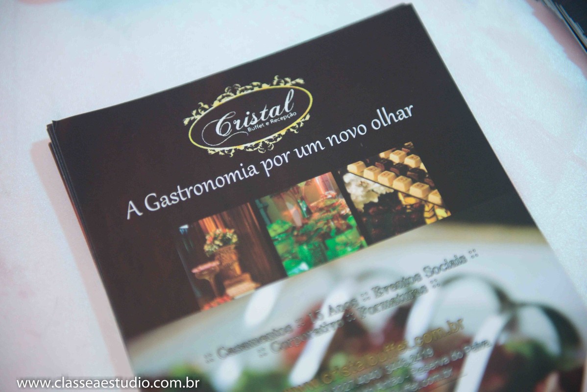Palestra para noivas na Ferreira Costa sobre casamentos com o buffet Cristal Eventos