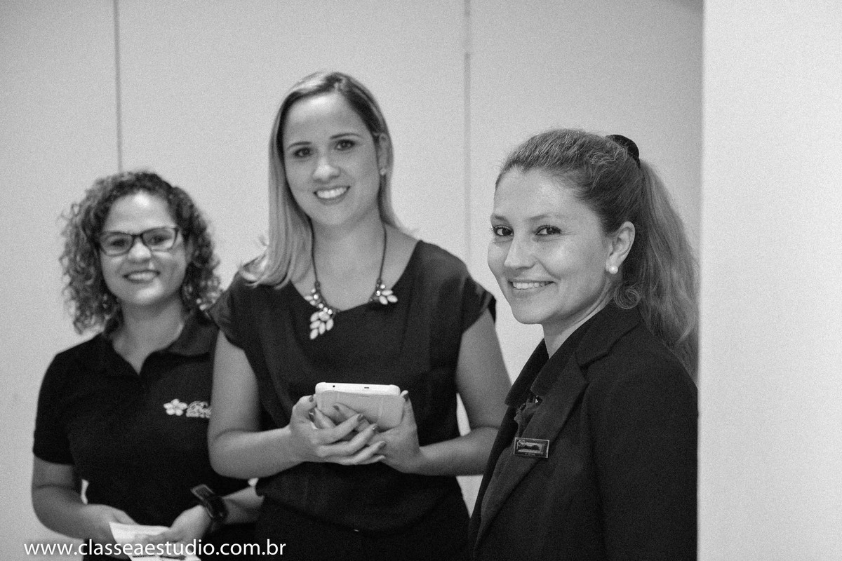 Palestra para noivas na Ferreira Costa com cerimonial Tarciana Moraes