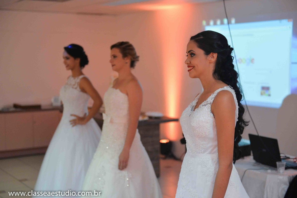 Palestra para noivas na Ferreira Costa sobre casamentos com a loja Luc Vest