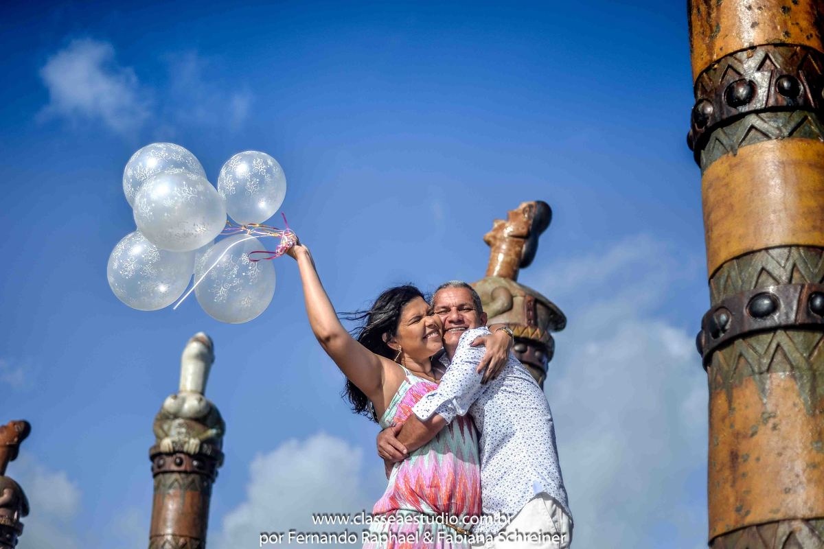 book fotográfico de noivos no parque das esculturas de  Francisco Brennand 