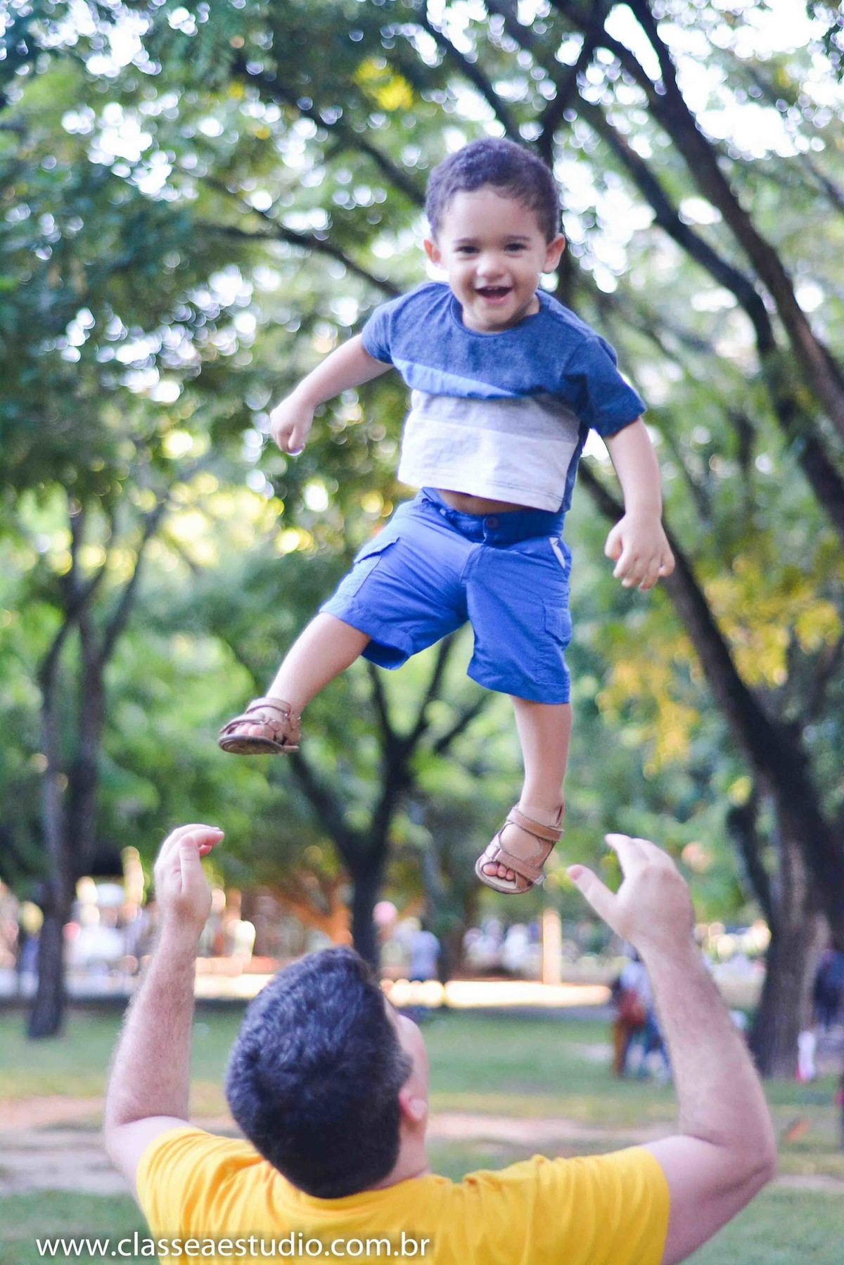 ensaio fotográfico de família no parque