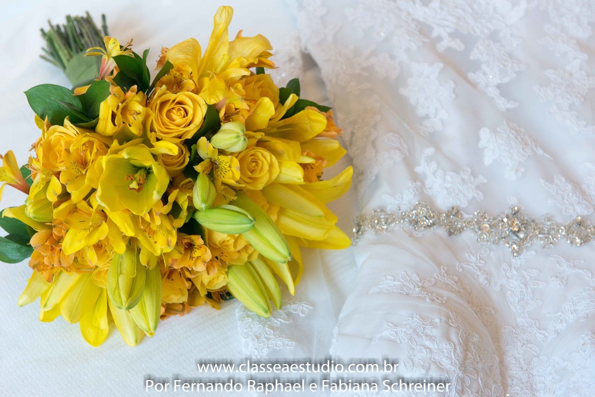 buquet e véu da noiva