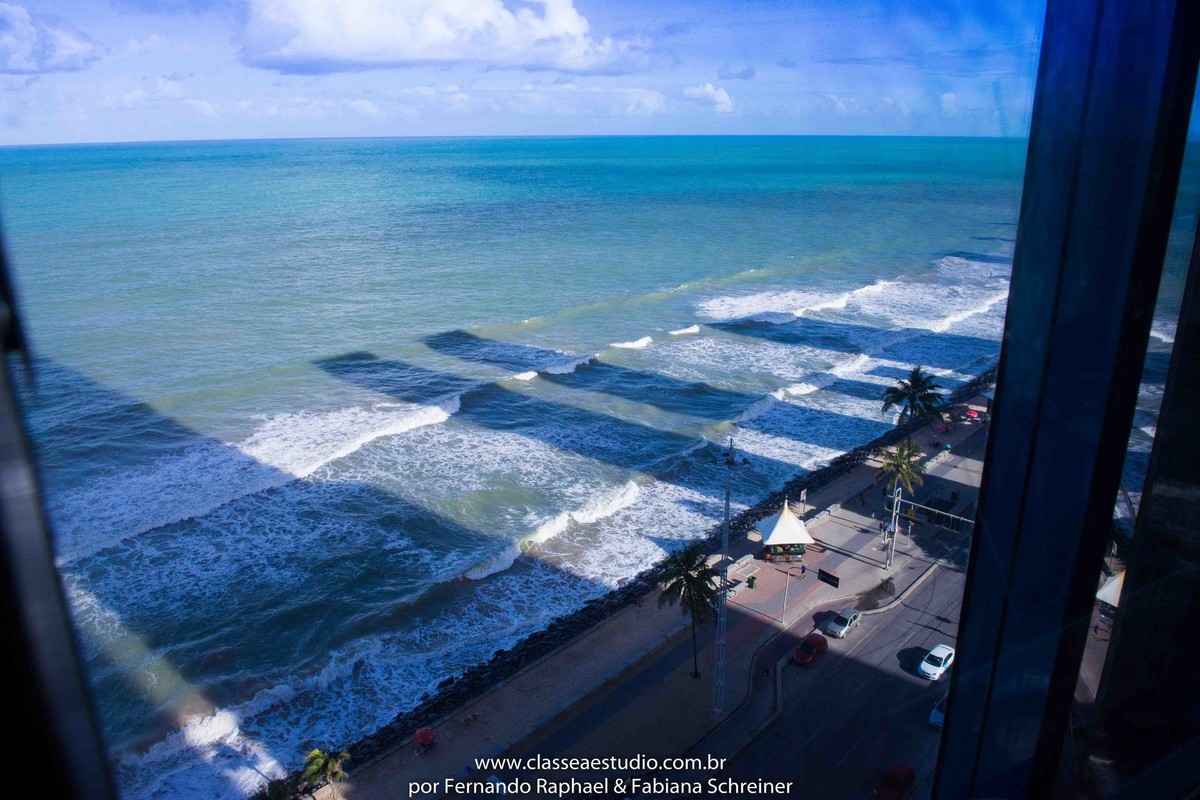 vista da praia de Boa viagem do Hotel Grand Mercure no salão de noivas e festas wedding day