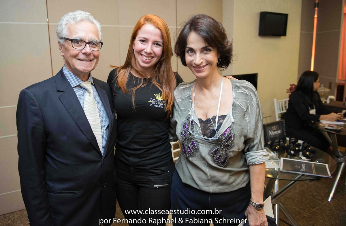 Lounge do mestre das alianças com Claudia Matarazzo e Mario Ameni no salão de noivas e festas wedding day