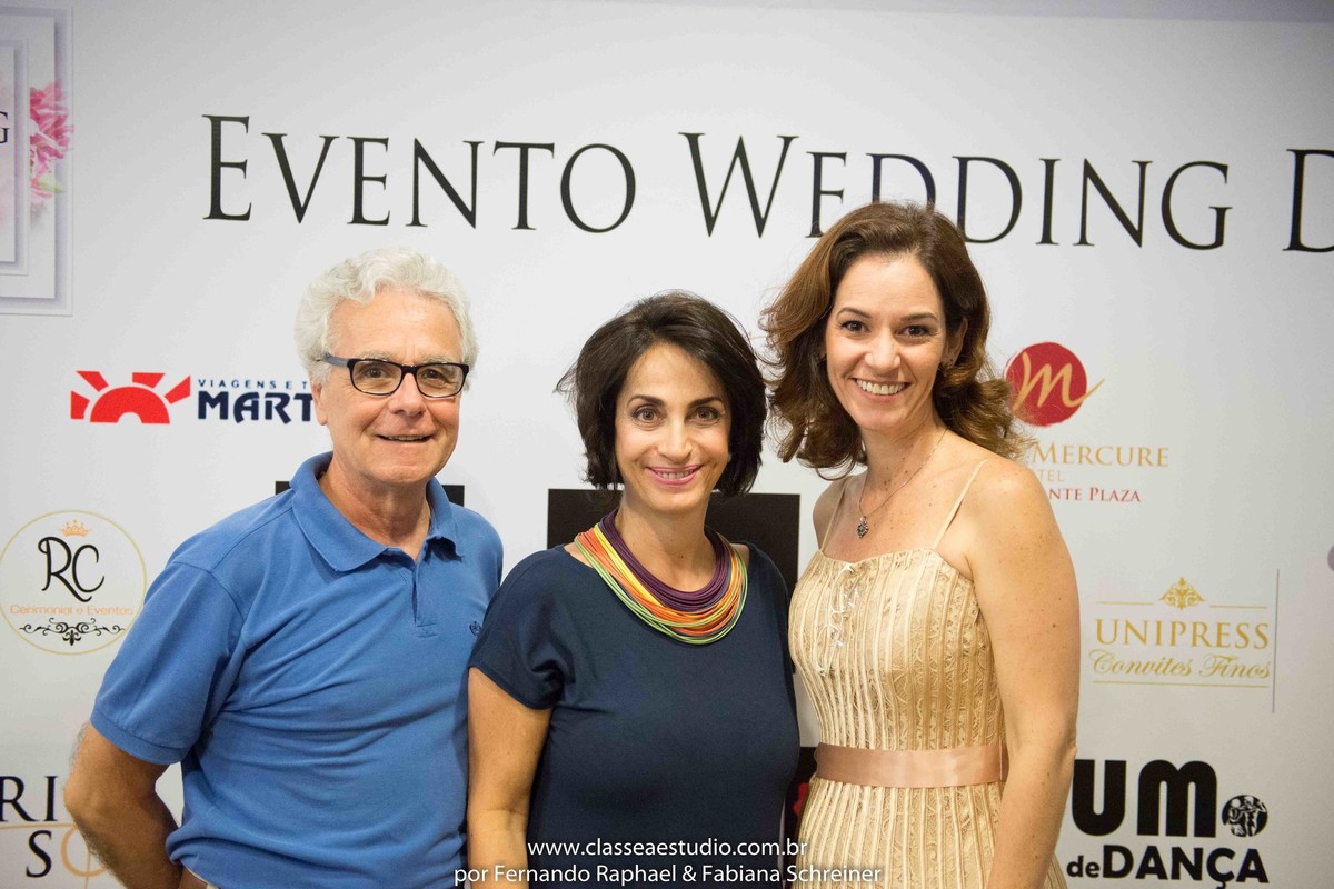 Mario Ameni, Claudia Matarazzo e a assessora Paola Muniz no salão de noivas e festas wedding day