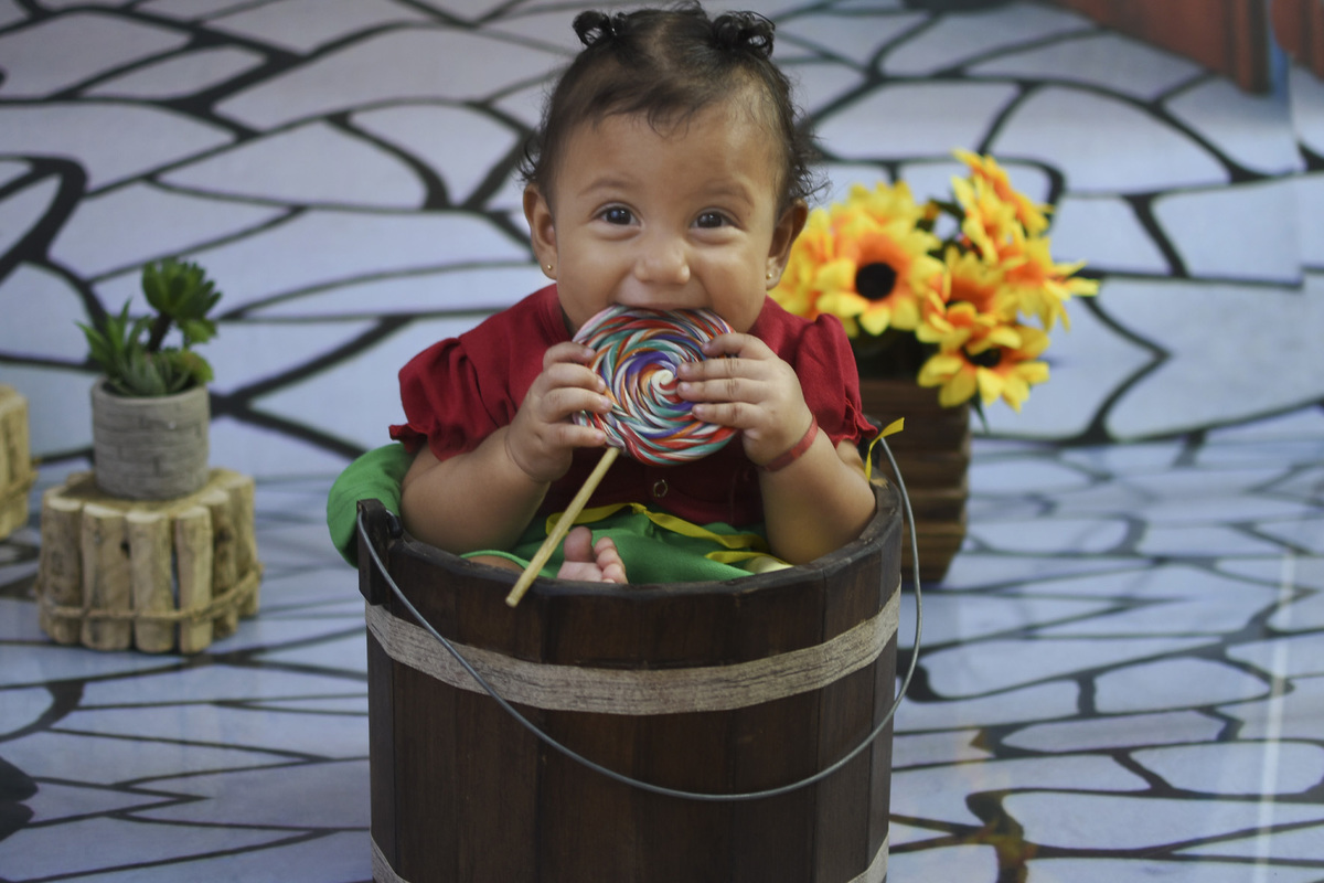 Ana Julia e o pirulito