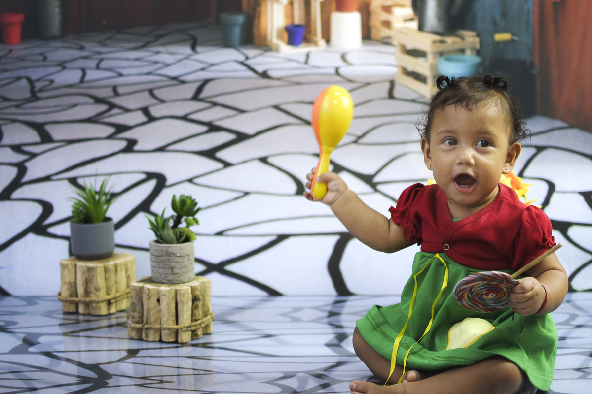 Ana Julia e o chocalho