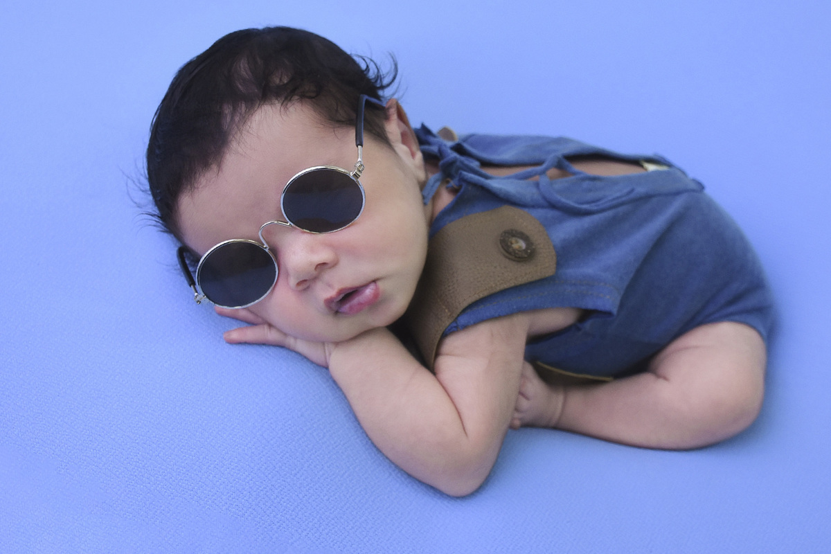 Pedro  com óculos de sol