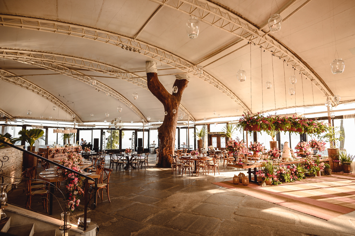 DECORAÇÃO BETH MANES