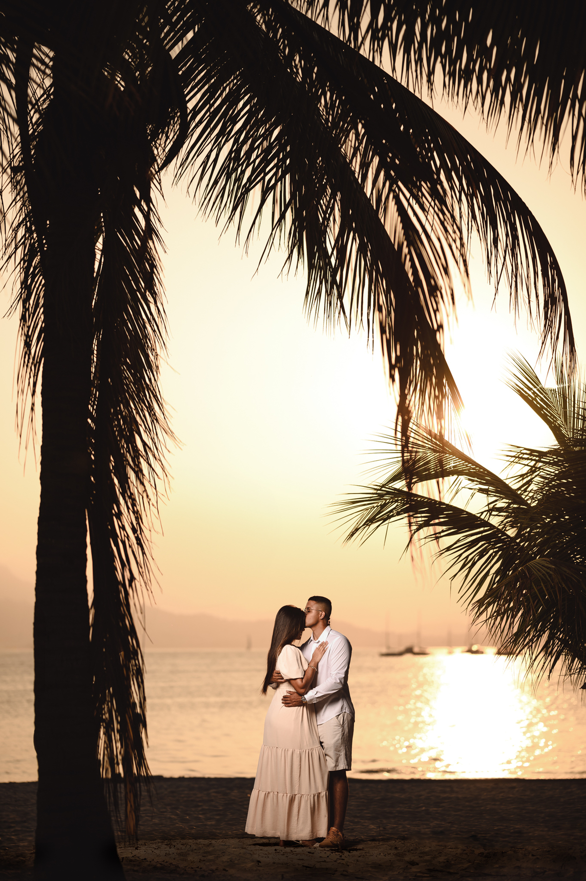 ENSAIO DE CASAL POR DO SOL