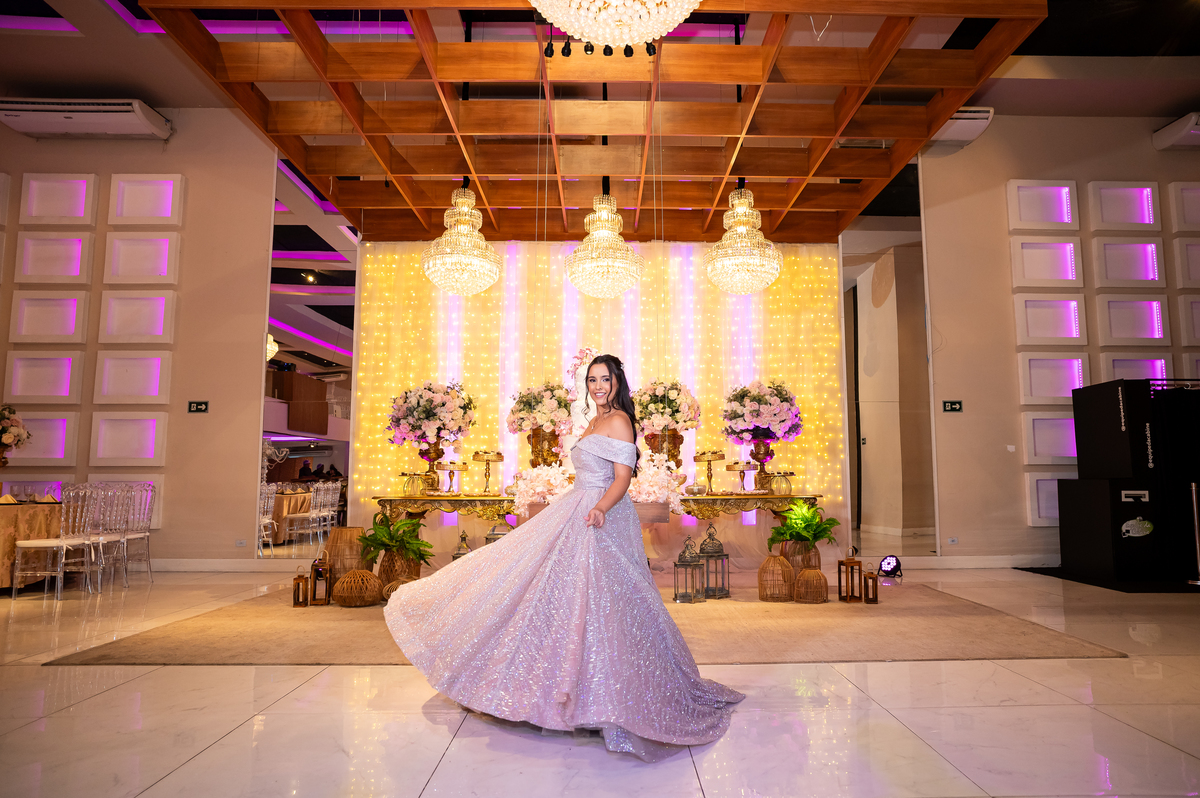 VESTIDO PARA 15 ANOS