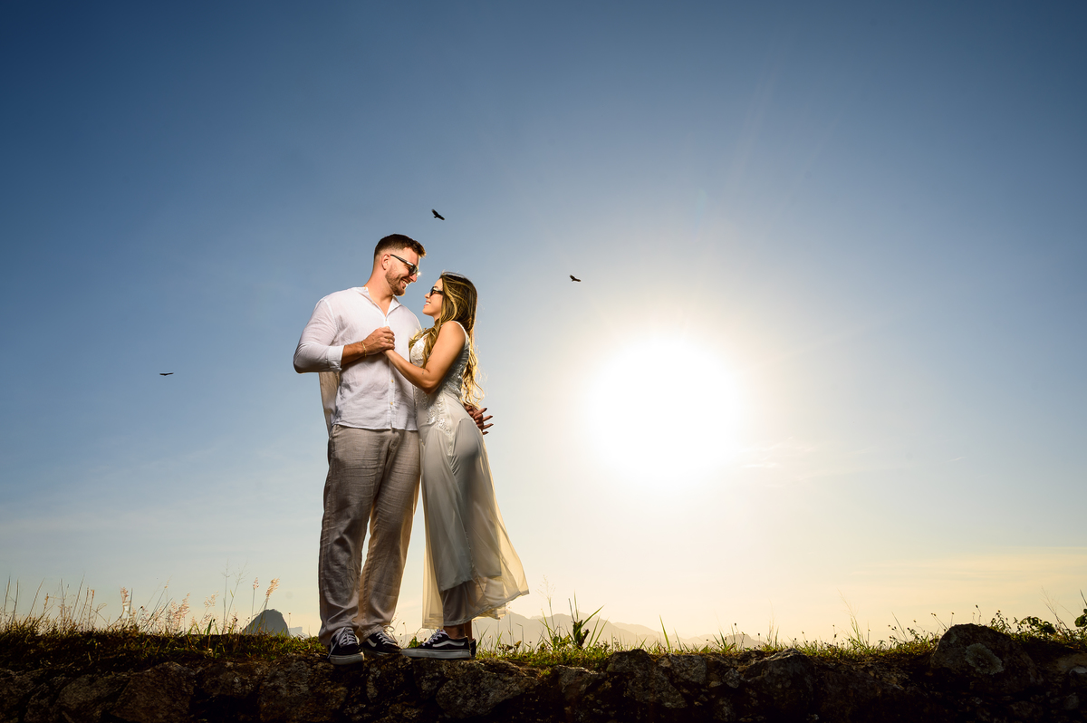 PRE WEDDING POR DO SOL FORTE SÃO LUIZ - FORTE DO PICO - FORTE IMBUI NITEROI