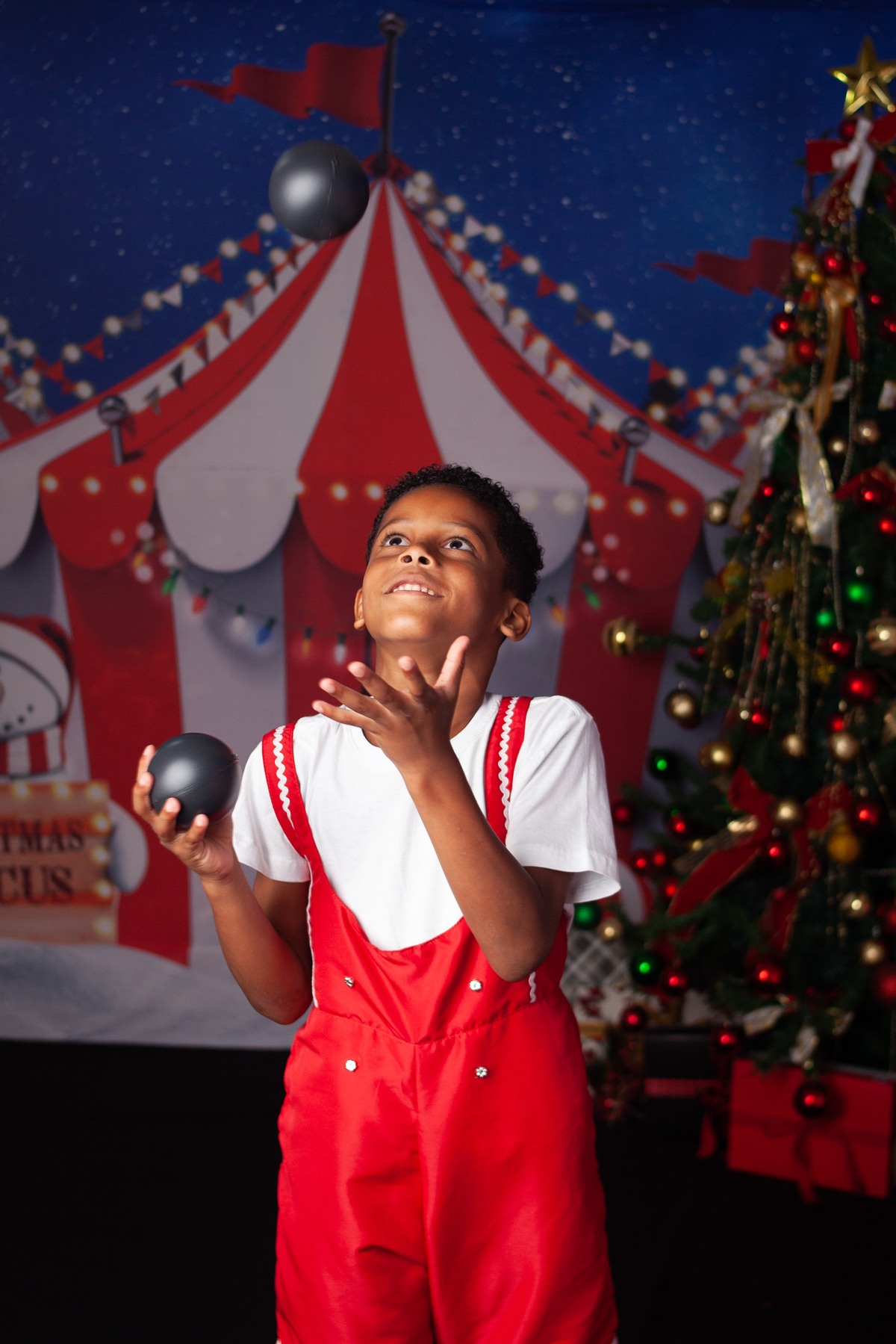 Sessão de fotos do Natal Circense 2022 no Bairro de Campo Grande -RJ 