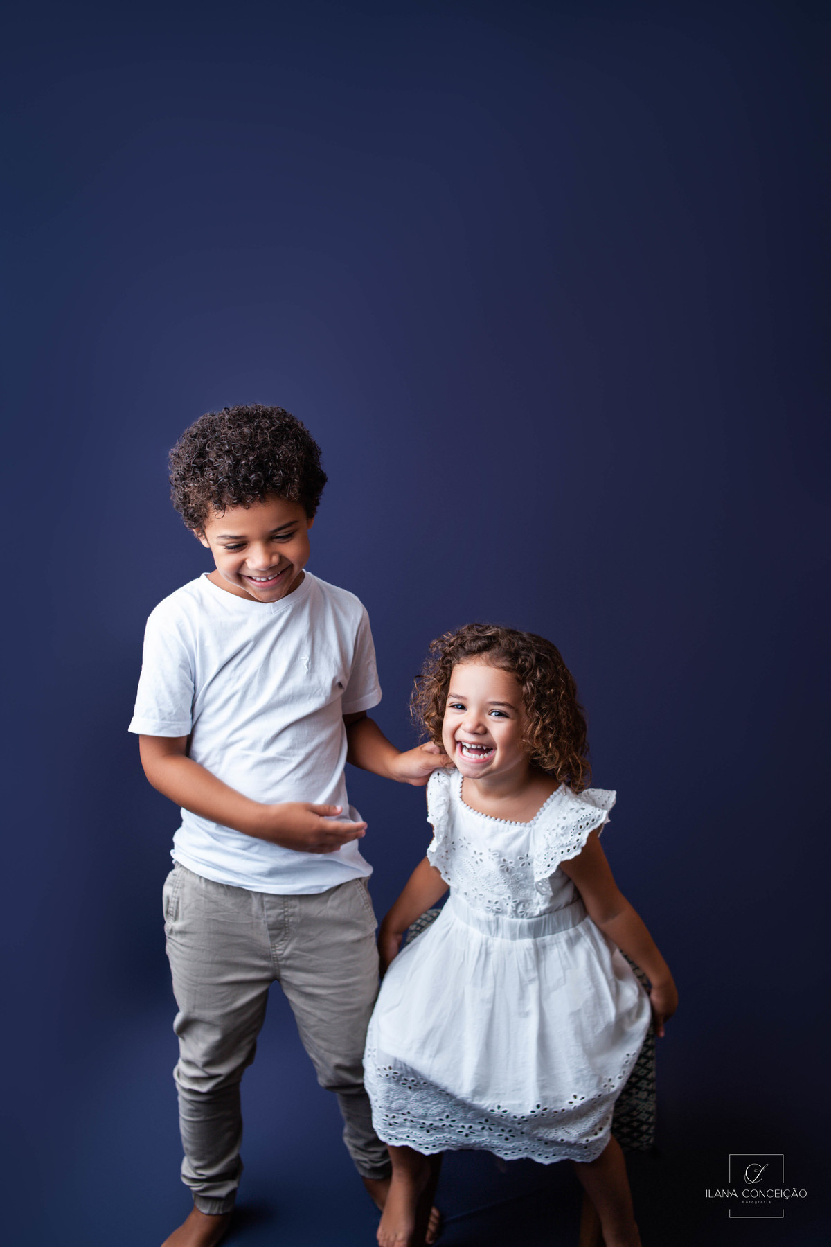 Dois irmãos pra lá de especiais na sessão de fotos no Bairro de Campo Grande, Rio de Janeiro.

Dois irmãos pra lá de especiais na sessão de fotos no Bairro de Campo Grande, Rio de Janeiro.