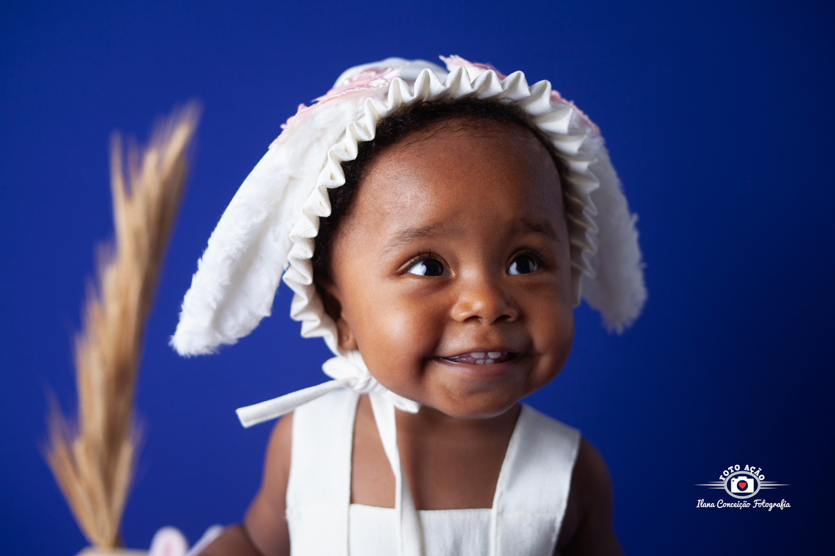 Que as tristezas sejam transformadas em sorrisos e gargalhadas alegres nesta Páscoa!