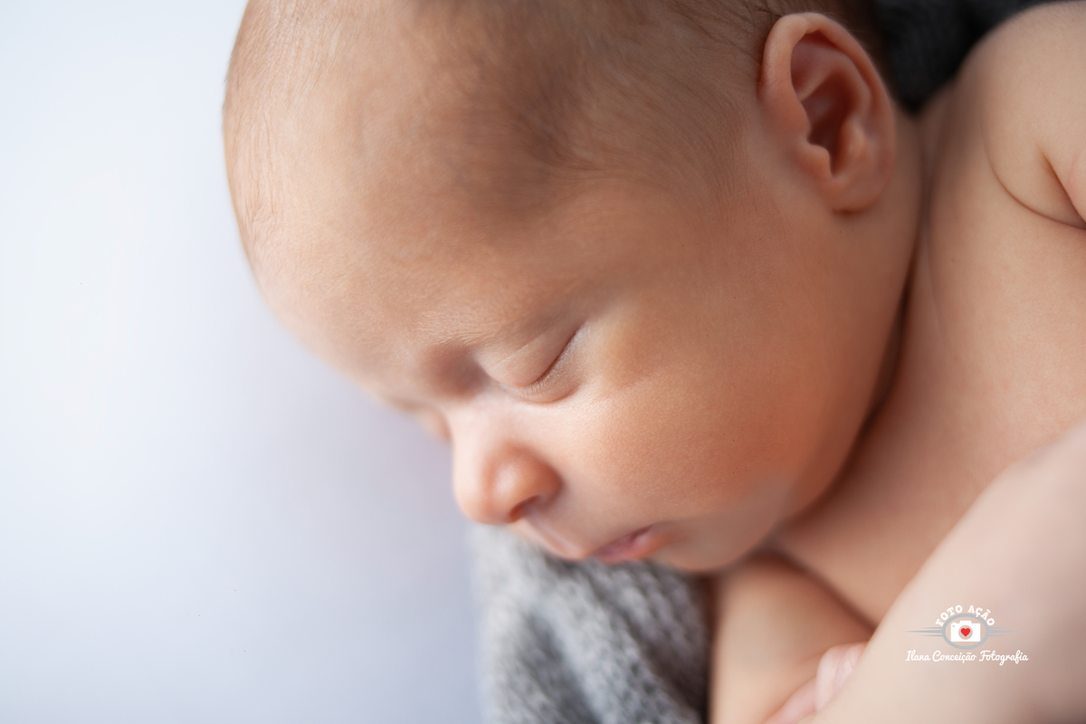 Sessão de recém-nascido em Campo Grande Rio de Janeiro no conforto do lar do José Lucas. 