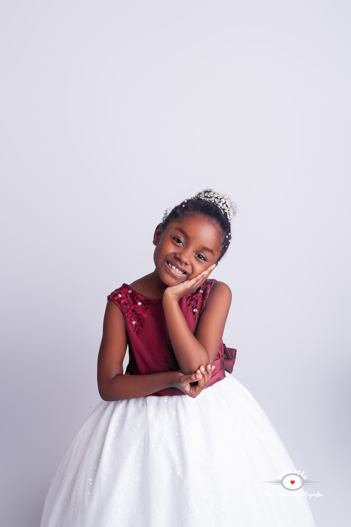 Negra linda na sessão Flor infantil.

Sessão no Bairro de Campo Grande - RJ