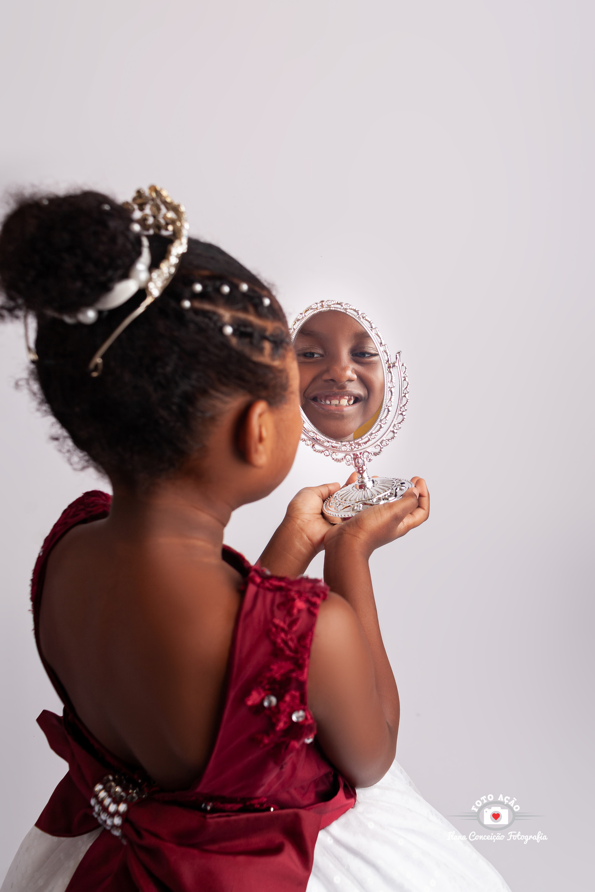 Negra linda na sessão Flor infantil.

Sessão no Bairro de Campo Grande - RJ