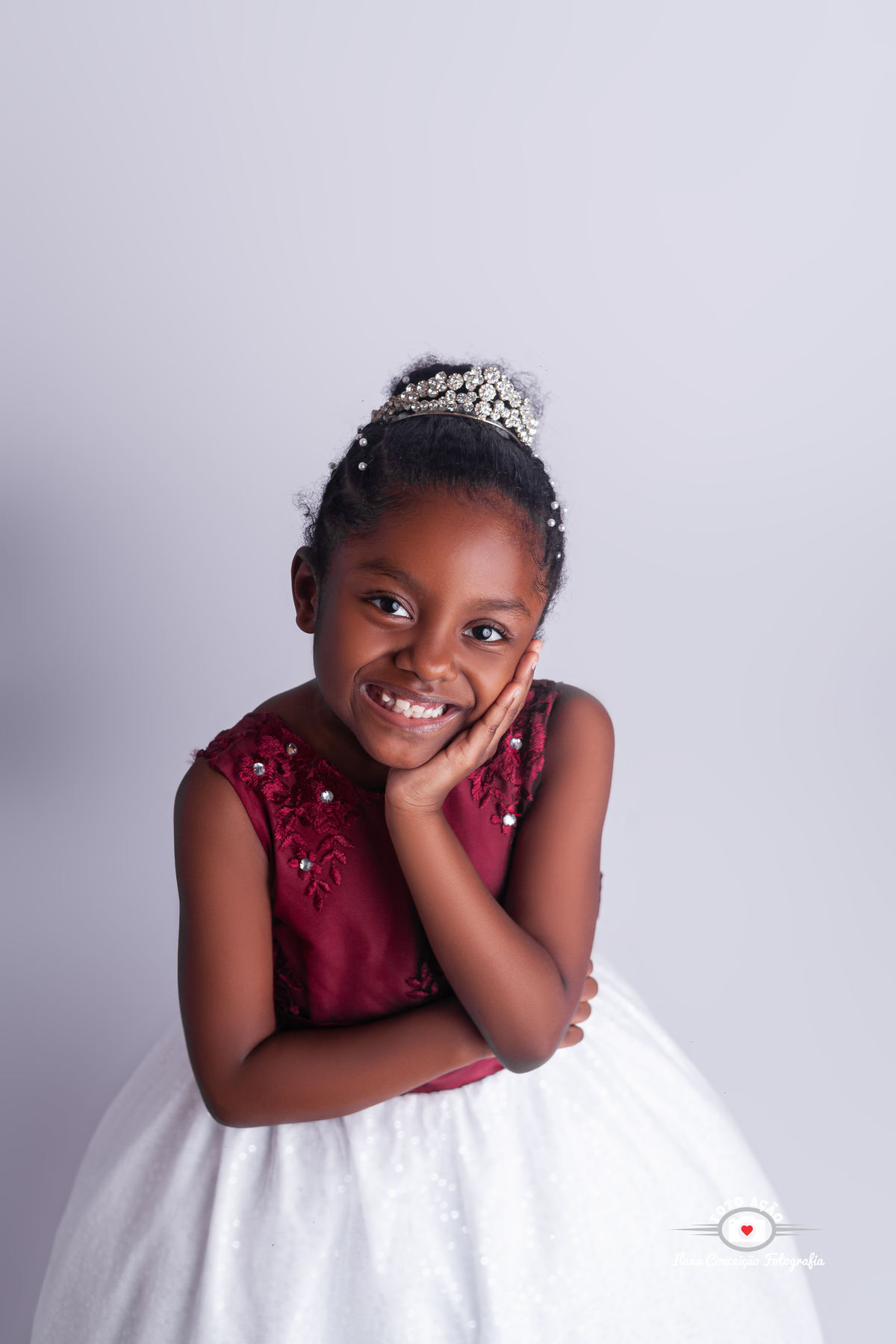 Negra linda na sessão Flor infantil.

Sessão no Bairro de Campo Grande - RJ