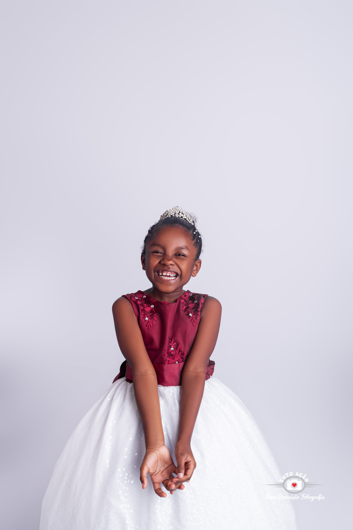 Negra linda na sessão Flor infantil.

Sessão no Bairro de Campo Grande - RJ