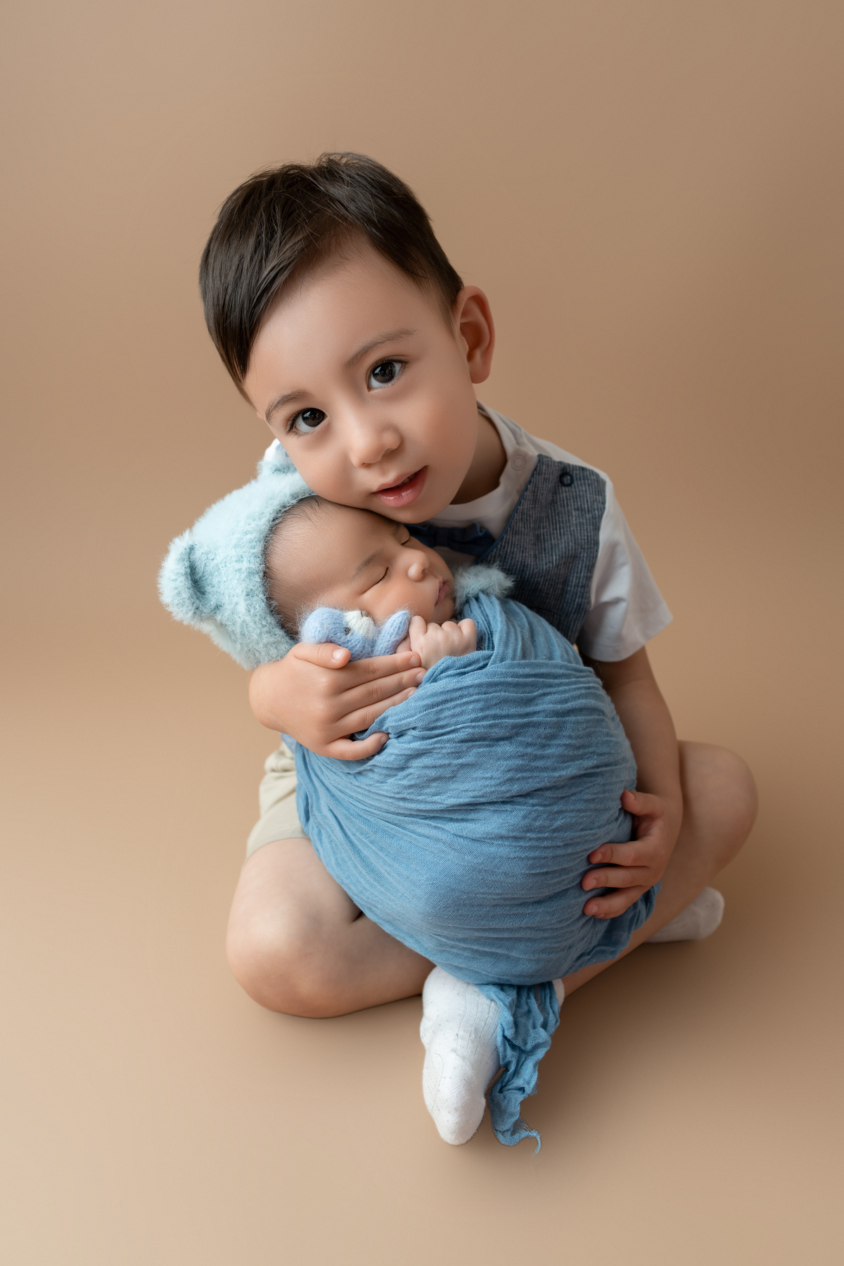 Joshua é o irmãozinho do Davi!!