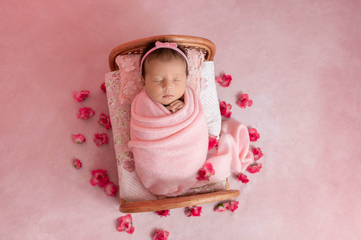 Luiza linda e uma doçura de criança. Foi uma princesa em seu dia de fotos.