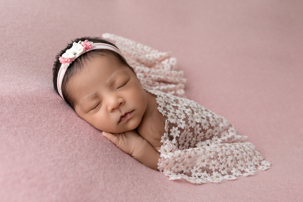 Marina uma princesa linda e delicada! Foi uma princesa no seu primeiro ensaio fotográfico.