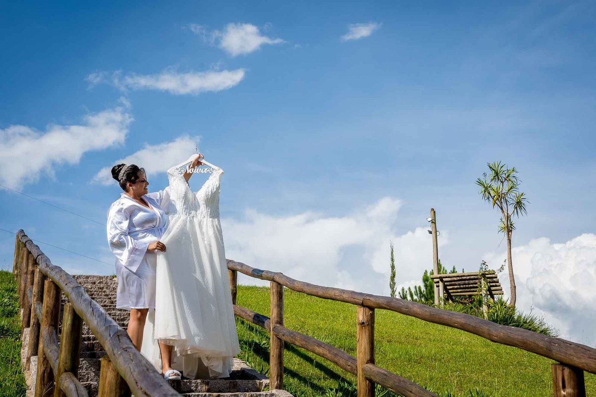 Making of noiva - vestido de noiva- noiva Curitiba - wedding  - bride - casamento - sitio do caqui - casamento ao ar livre - vestido de noiva - madrinhas da noiva - noiva linda - fotografo de casamento - fotografo em Curitiba 