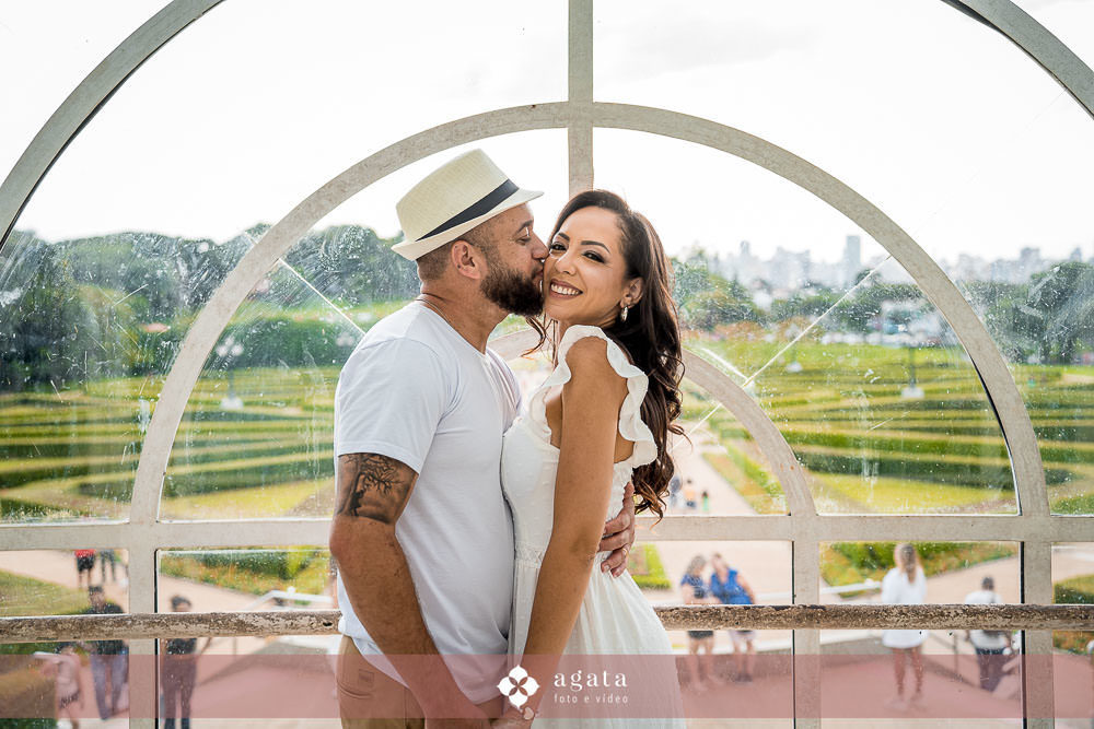 casamento curitiba-wedding-pre wedding botanico - casal romantico- melhor fotografo-fotografo curitiba - fotos no jardim botanico-jardim botanico curitiba- noivos- bride - ensaio ao ar livre - noiva - casamento
