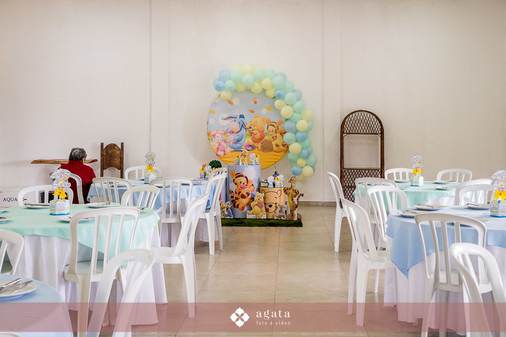 aniversario infalntil-forografo aniversario-aniversario curitiba-ursinho pooh-aniversario de 1 ano-aniversario fofinho-aniversario-criança-fotografia infantil-aniversario em casa