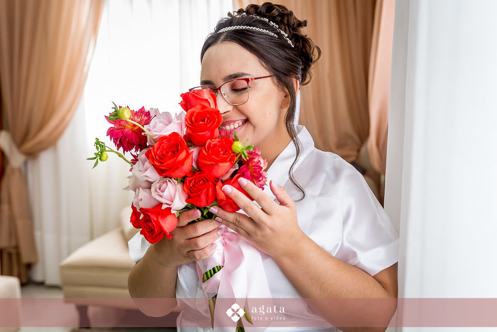 casamento Cristão-casamento CCB-noivos CCB-congregação cristã-noivos Cristãos-cerimônia-fotografo de casamento-fotografo em curitiba-melhor fotografo-casamento no castelo-castelo Betel-making of noiva-making of noivo-vestido de noiva-buque de noiva