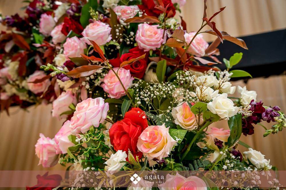 casamento Cristão-casamento CCB-noivos CCB-congregação cristã-noivos Cristãos-cerimônia-fotografo de casamento-fotografo em curitiba-melhor fotografo-casamento no castelo-castelo Betel-making of noiva-making of noivo-vestido de noiva-buque de noiva