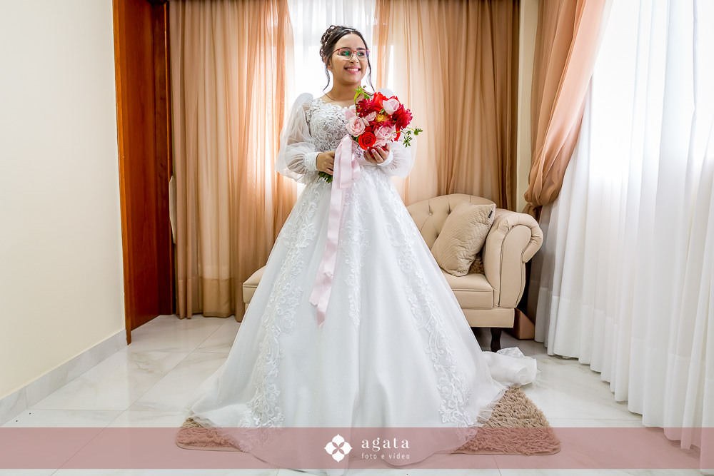casamento Cristão-casamento CCB-noivos CCB-congregação cristã-noivos Cristãos-cerimônia-fotografo de casamento-fotografo em curitiba-melhor fotografo-casamento no castelo-castelo Betel-making of noiva-making of noivo-vestido de noiva-buque de noiva