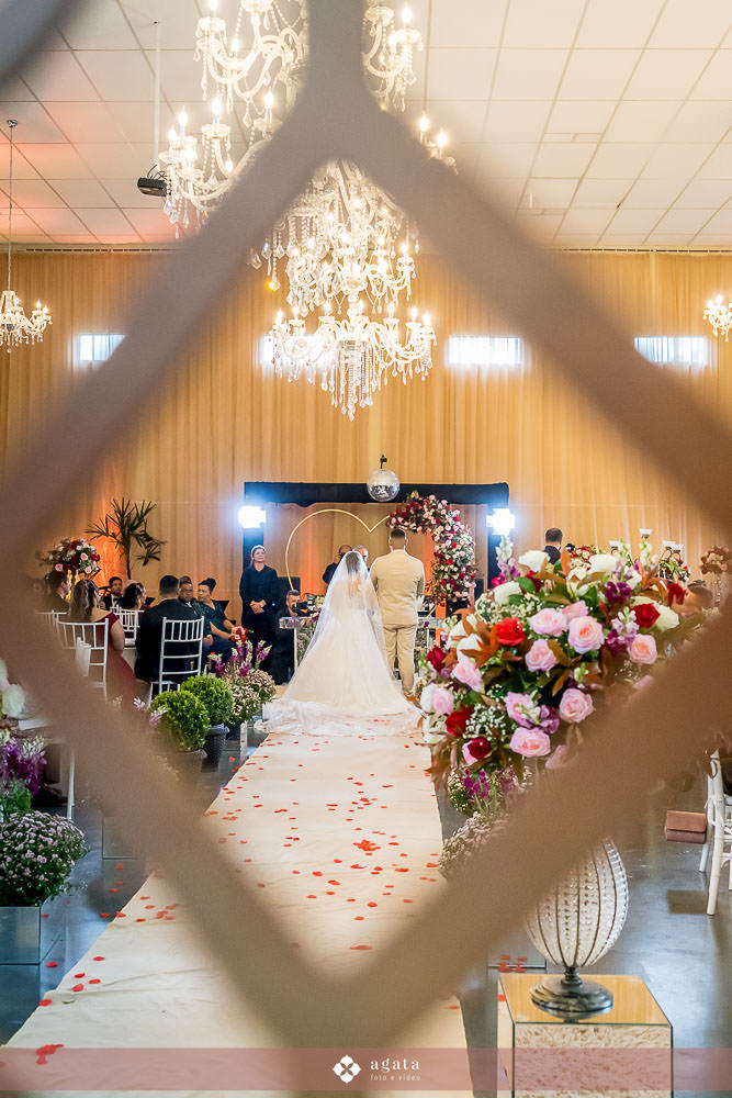 casamento Cristão-casamento CCB-noivos CCB-congregação cristã-noivos Cristãos-cerimônia-fotografo de casamento-fotografo em curitiba-melhor fotografo-casamento no castelo-castelo Betel-making of noiva-making of noivo-vestido de noiva-buque de noiva