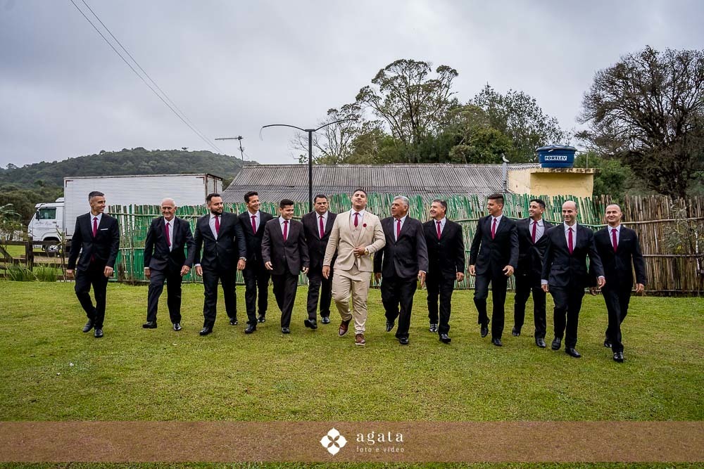 casamento Cristão-casamento CCB-noivos CCB-congregação cristã-noivos Cristãos-cerimônia-fotografo de casamento-fotografo em curitiba-melhor fotografo-casamento no castelo-castelo Betel-making of noiva-making of noivo-vestido de noiva-buque de noiva