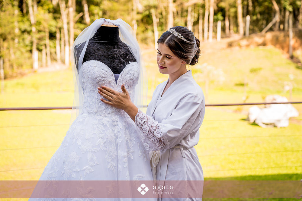 casamento catolico-wedding-fotografo de casamento-casamento na igreja-colonia Murici-chácara Illustratti-Diacono Márcio-casamento católico-igreja Católica-casal católico-bride-fotografo-melhor fotografo-fotografo curitiba-matrimonio