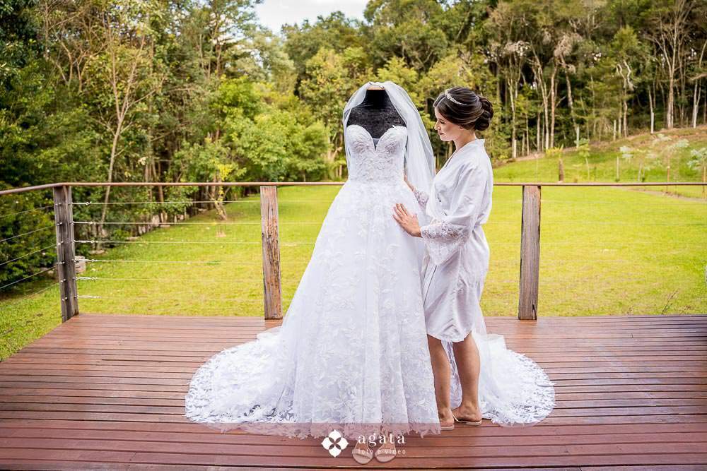 casamento catolico-wedding-fotografo de casamento-casamento na igreja-colonia Murici-chácara Illustratti-Diacono Márcio-casamento católico-igreja Católica-casal católico-bride-fotografo-melhor fotografo-fotografo curitiba-matrimonio