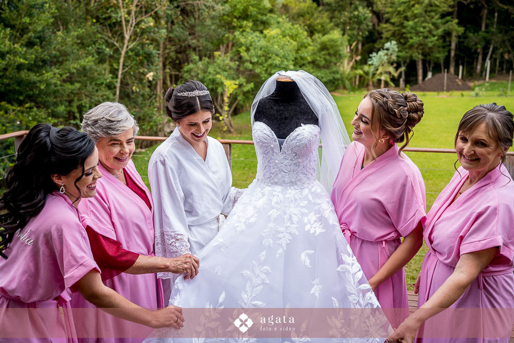 casamento catolico-wedding-fotografo de casamento-casamento na igreja-colonia Murici-chácara Illustratti-Diacono Márcio-casamento católico-igreja Católica-casal católico-bride-fotografo-melhor fotografo-fotografo curitiba-matrimonio