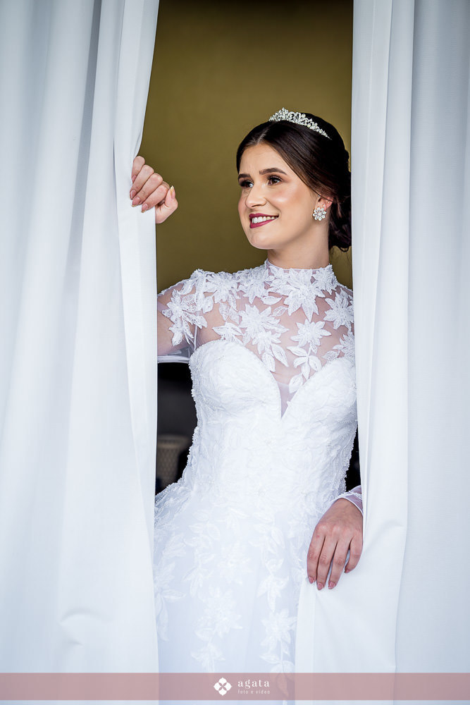 casamento catolico-wedding-fotografo de casamento-casamento na igreja-colonia Murici-chácara Illustratti-Diacono Márcio-casamento católico-igreja Católica-casal católico-bride-fotografo-melhor fotografo-fotografo curitiba-matrimonio