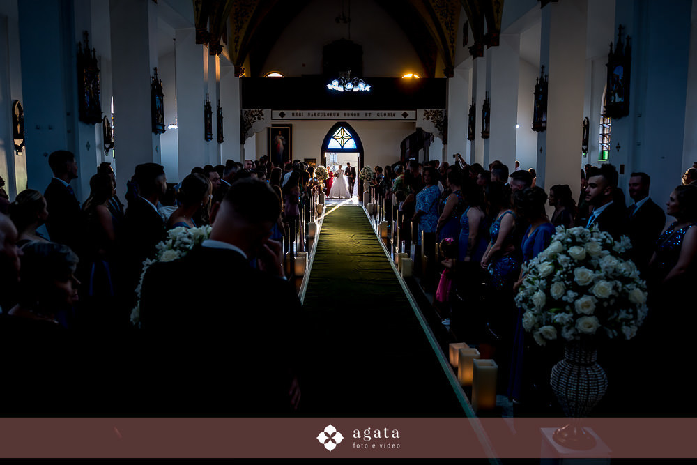casamento catolico-wedding-fotografo de casamento-casamento na igreja-colonia Murici-chácara Illustratti-Diacono Márcio-casamento católico-igreja Católica-casal católico-bride-fotografo-melhor fotografo-fotografo curitiba-matrimonio