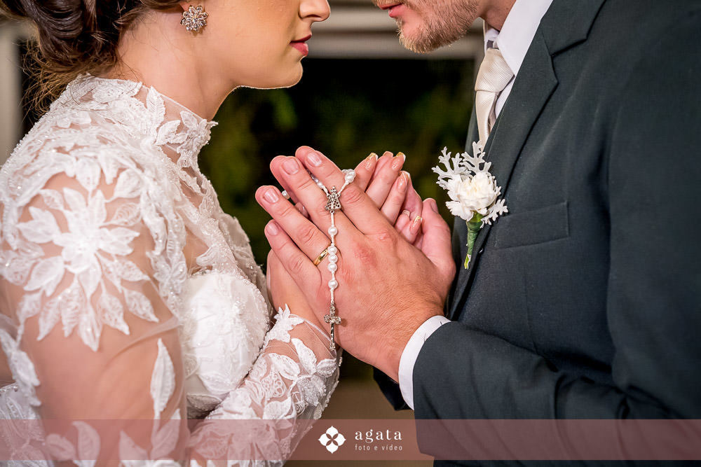 casamento catolico-wedding-fotografo de casamento-casamento na igreja-colonia Murici-chácara Illustratti-Diacono Márcio-casamento católico-igreja Católica-casal católico-bride-fotografo-melhor fotografo-fotografo curitiba-matrimonio