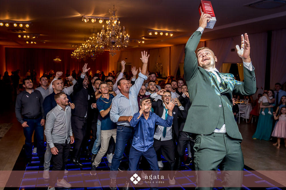 casamento catolico-wedding-fotografo de casamento-casamento na igreja-colonia Murici-chácara Illustratti-Diacono Márcio-casamento católico-igreja Católica-casal católico-bride-fotografo-melhor fotografo-fotografo curitiba-matrimonio