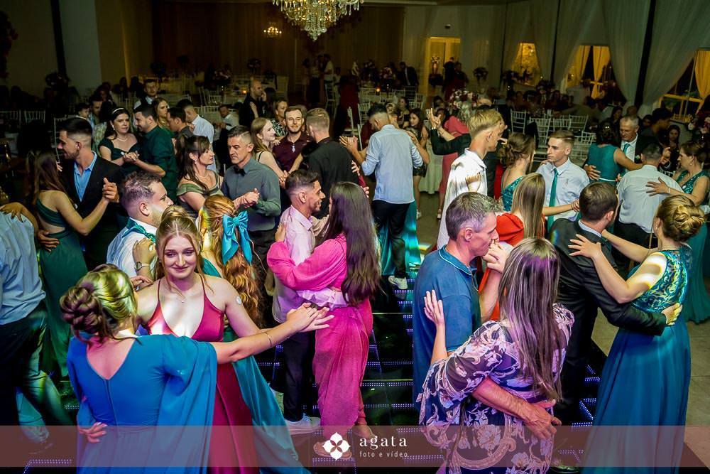 casamento catolico-wedding-fotografo de casamento-casamento na igreja-colonia Murici-chácara Illustratti-Diacono Márcio-casamento católico-igreja Católica-casal católico-bride-fotografo-melhor fotografo-fotografo curitiba-matrimonio