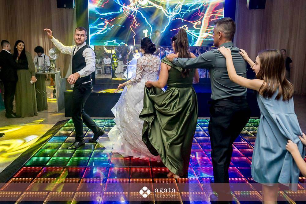 casamento catolico-wedding-fotografo de casamento-casamento na igreja-colonia Murici-chácara Illustratti-Diacono Márcio-casamento católico-igreja Católica-casal católico-bride-fotografo-melhor fotografo-fotografo curitiba-matrimonio