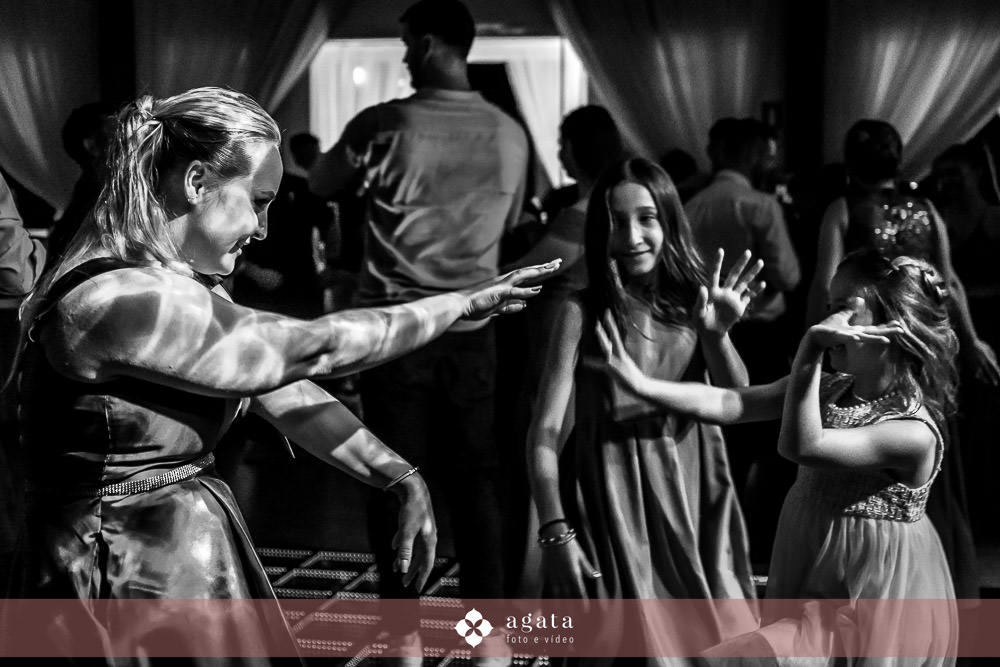 casamento catolico-wedding-fotografo de casamento-casamento na igreja-colonia Murici-chácara Illustratti-Diacono Márcio-casamento católico-igreja Católica-casal católico-bride-fotografo-melhor fotografo-fotografo curitiba-matrimonio