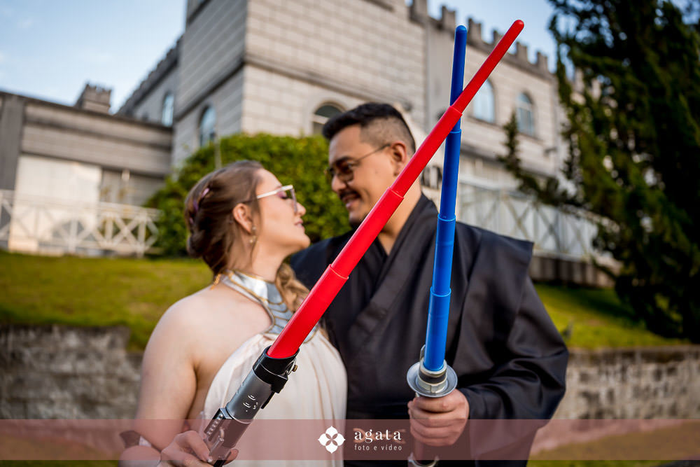 ensaio-pre wedding-pre wedding star wars-noivos cosplay-cascatinha-noivos star wars-fotografo de casamento-ensaio pre casamento-ensaio temárico-universo star wars-casal star wars-Anakin e Padmé-darth Vader-ensaio star wars cachoeira-fotografo curitiba