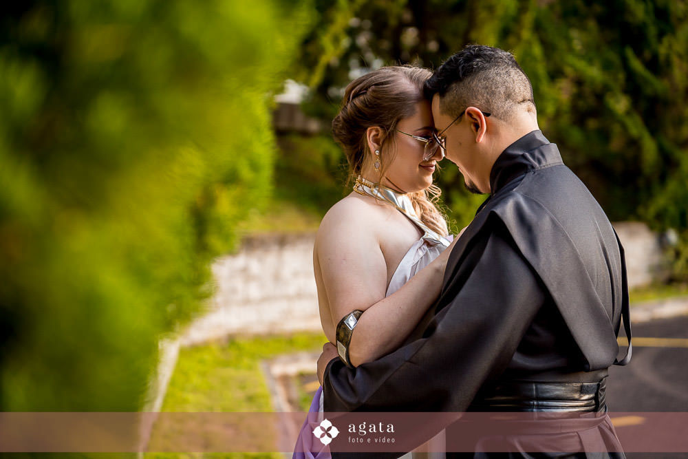 ensaio-pre wedding-pre wedding star wars-noivos cosplay-cascatinha-noivos star wars-fotografo de casamento-ensaio pre casamento-ensaio temárico-universo star wars-casal star wars-Anakin e Padmé-darth Vader-ensaio star wars cachoeira-fotografo curitiba