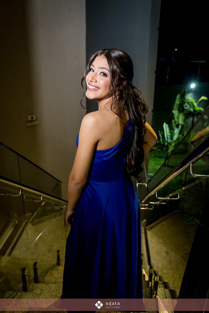 aniversario de 15 anos-XVanos-fotografo de aniversário curitiba-fotografo debutante-debutante de azul-15 anos-decoracao curitiba-decoracao 15 anos-festa de 15 em casa-baile debutante-debutante sjp-decoracao azul aniversario-happy birthday