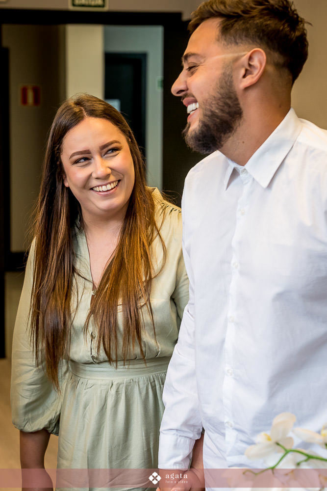 casamento civil-cfotografo de casamento-casamento curitiba-cartorio-fotografio casamento civil-fotografo CWB-cartorio civil Campo Largo-Wedding-noiva-noivo-casamento no cartório civil-união estável-comunhão de bens-casal joven-noivos de branco-juiz de paz